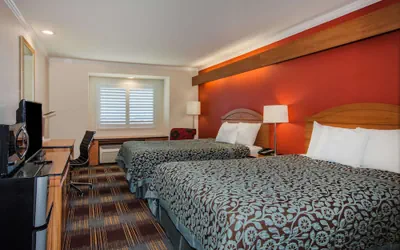 Photo 2 - Days Inn & Suites by Wyndham Antioch