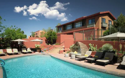 Photo 2 - The Wilde Resort and Spa