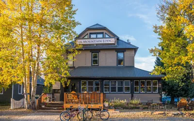 Photo 2 - Elk Mountain Lodge