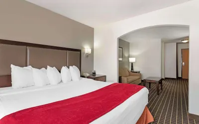 Photo 2 - Best Western Plus Eagleridge Inn & Suites