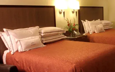 Photo 4 - Best Western Snowcap Lodge