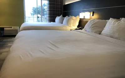 Photo 3 - Holiday Inn Express Hotel & Suites Seaside-Convention Center by IHG