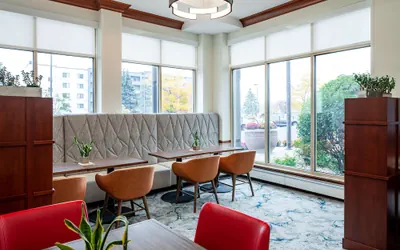 Photo 5 - Hilton Garden Inn Chicago OHare Airport
