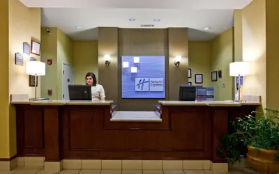 Photo 3 - Holiday Inn Express Clanton by IHG