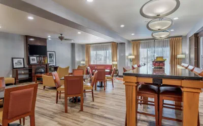 Photo 3 - Hampton Inn Brownwood
