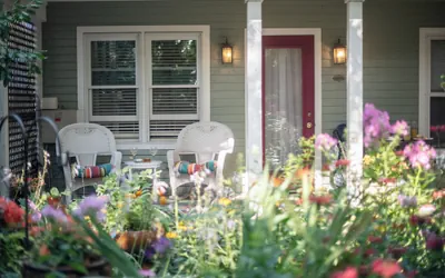 Hidden Garden Cottages & Suites