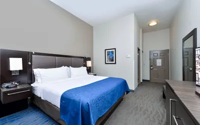 Photo 5 - Holiday Inn Express St. Louis West - O'Fallon by IHG