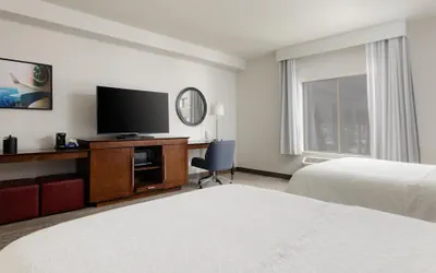 Photo 5 - Hampton Inn & Suites Palmdale