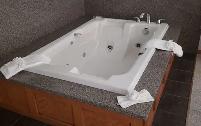 Photo 5 - Americas Best Value Inn & Suites International Falls