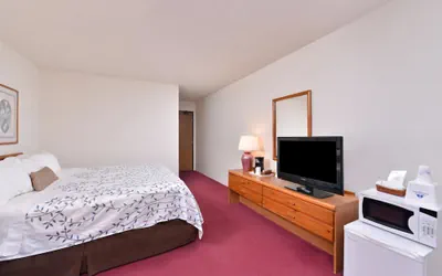 Photo 2 - Americas Best Value Inn & Suites International Falls