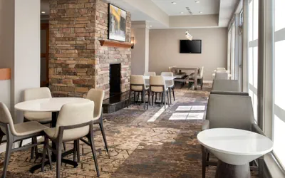 Photo 4 - Residence Inn by Marriott - Silver Spring