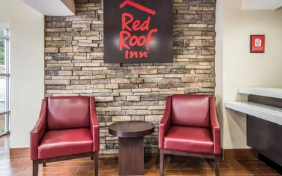 Photo 4 - Red Roof Inn Caryville