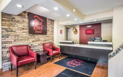 Photo 3 - Red Roof Inn Caryville