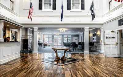 Photo 4 - Inn on the Square, an Ascend Collection Hotel