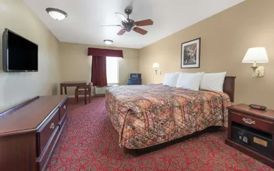 Photo 5 - Days Inn by Wyndham St Peters/St Charles