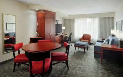 Photo 5 - Courtyard by Marriott Birmingham Downtown at UAB
