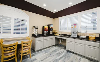 Photo 3 - Sapphire Inn & Suites