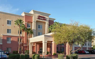 Photo 2 - Hampton Inn & Suites Phoenix-Surprise