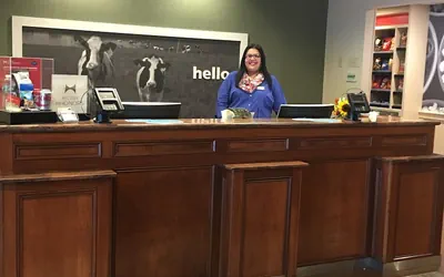 Photo 4 - Hampton Inn Hadley-Amherst Area
