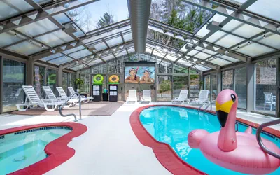 Photo 2 - Christmas Farm Inn and Spa