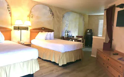 Photo 5 - Chardonnay Lodge