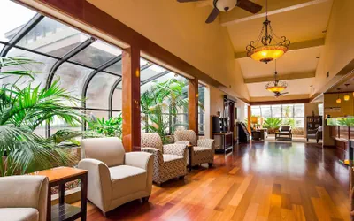 Photo 4 - Best Western Plus Forest Park Inn