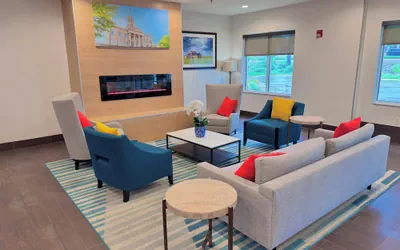 Photo 5 - Comfort Suites Coralville I-80