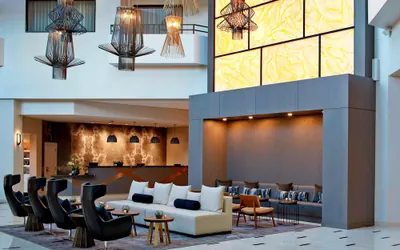Photo 3 - Minneapolis Marriott West