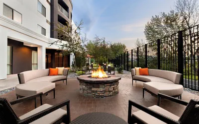 Photo 2 - Courtyard by Marriott Missoula