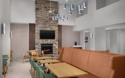Photo 4 - Hampton Inn & Suites Clinton - I-26