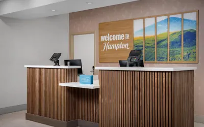 Photo 5 - Hampton Inn & Suites Clinton - I-26