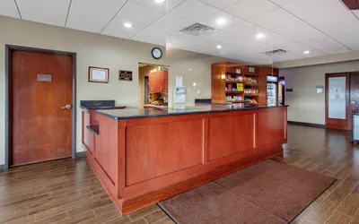 Photo 4 - Comfort Suites Escanaba West