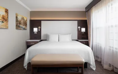 Photo 2 - Best Western Premier Bridgewood Resort Hotel