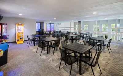 Photo 4 - Best Western Premier Bridgewood Resort Hotel