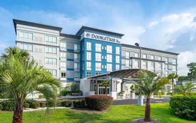 Photo 2 - DoubleTree by Hilton Brunswick