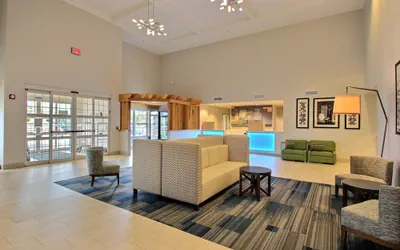 Photo 3 - Holiday Inn Express Hotel & Suites Milwaukee Airport by IHG