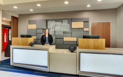 Photo 2 - Holiday Inn Express & Suites Lake Worth by IHG