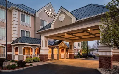 Photo 2 - Country Inn & Suites by Radisson, Michigan City, IN