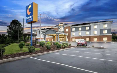 Photo 2 - Comfort Suites Abingdon I-81