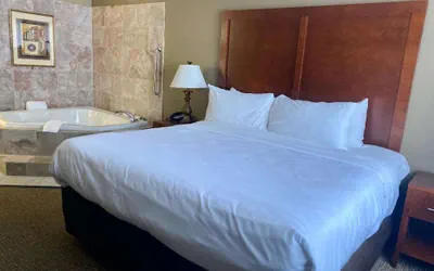 Photo 2 - Best Western Emporia Inn