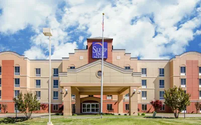Photo 2 - Sleep Inn & Suites Springdale West