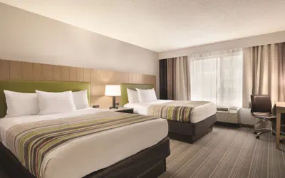 Photo 5 - Country Inn & Suites by Radisson, Madison Southwest, WI