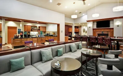 Photo 4 - Homewood Suites by Hilton Cincinnati-Milford