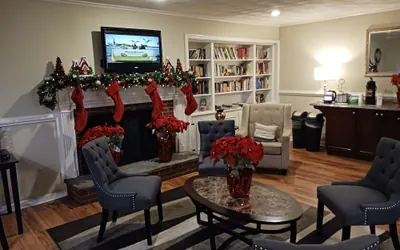 Photo 3 - Colonial Inn Seekonk