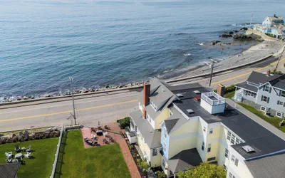 The Beach House Inn