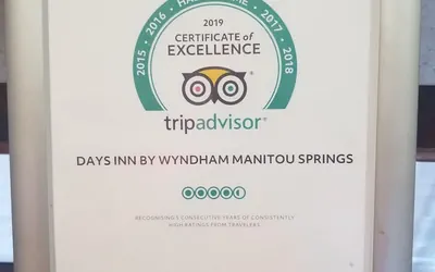 Photo 4 - Days Inn by Wyndham Manitou Springs