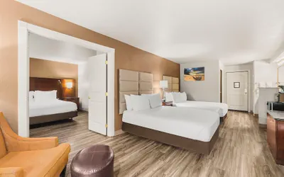 Photo 2 - The Ashley Inn & Suites
