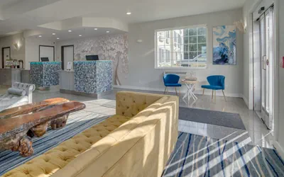 Photo 3 - The Ashley Inn & Suites