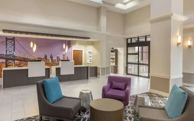 Photo 3 - La Quinta Inn & Suites by Wyndham Newark - Elkton