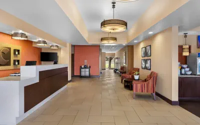 Photo 4 - Comfort Suites Clovis - Fresno
